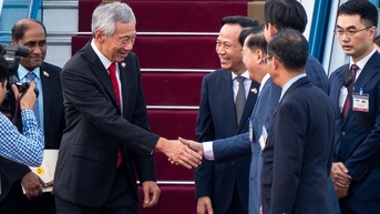 Thủ tướng Singapore thăm Việt Nam, thúc đẩy quan hệ đối tác chiến lược