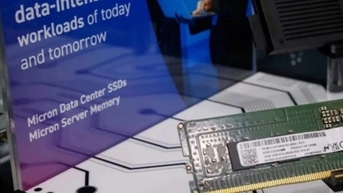 Giá chip nhớ RAM và SSD tăng mạnh