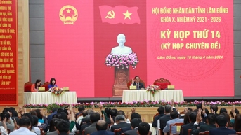 Bãi nhiệm chức vụ Chủ tịch HĐND và Chủ tịch UBND Lâm Đồng