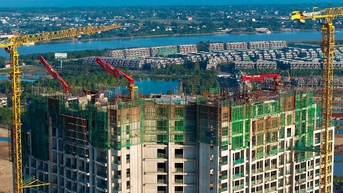 Cất nóc tòa tháp hiện đại bậc nhất Nghệ An