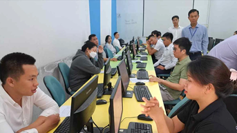 TPHCM: Khảo sát năng lực số 100% cán bộ quản lý giáo dục, giáo viên