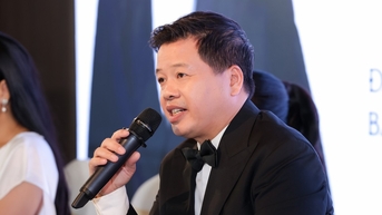 Việt Hoàn, Trọng Tấn không hát trong liveshow kỷ niệm 30 năm ca hát của Đăng Dương