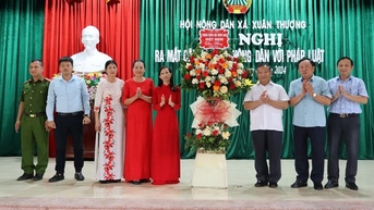 Phó Chủ tịch Hội NDVN Đinh Khắc Đính dự lễ ra mắt CLB Nông dân với pháp luật tại Nam Định