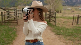 Khuấy đảo mùa thu với phong cách Cowgirl ‘cực cháy’