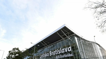 Hai sân bay của Slovakia sơ tán do có đe dọa đánh bom