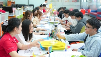 학교는 최소 입학 점수를 16점으로 정하는데, 표준 점수는 어떻게 되나요?