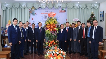 Chủ tịch HĐND TP Nguyễn Ngọc Tuấn thăm, chúc mừng Hội thánh Tin lành Việt Nam