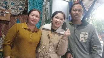 Tìm thấy ví bị rơi, người đàn ông trả lại tiền bà con giúp vì ‘nhiều người khó khăn hơn mình'