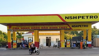 ឧបាយកល​តម្លៃ​ភាគហ៊ុន៖ បុគ្គល ៤ នាក់​ត្រូវ​ពិន័យ ៦ ពាន់​លាន​ដុង