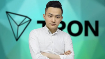 '벽에 바나나'를 사기 위해 600만 달러를 쓴 암호화폐 억만장자의 초상화. 그는 한때 잭 마의 제자였다.