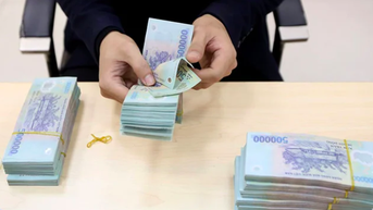 Đầu tư nhận cổ tức chứng khoán lời hơn gửi tiết kiệm?