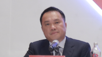 우리는 해외 전략적 주주를 찾고 있습니다.