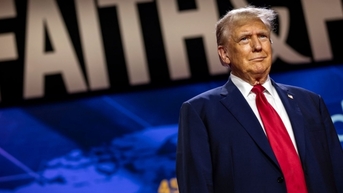 Tòa án Tối cao Mỹ tuyên bố ông Trump có quyền miễn trừ bị truy tố