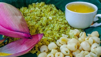 Trà sen Tây Hồ