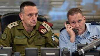 Ai ‘đạo diễn’ cuộc tấn công của Israel vào Iran?