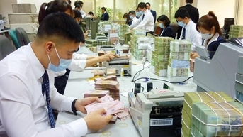 Lãi suất huy động liên tục tăng, lãi vay ngày càng khó giảm thêm