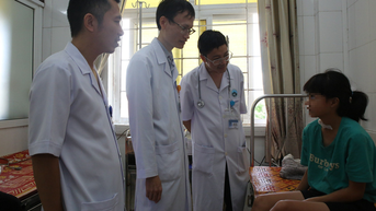 Bé gái 9 tuổi bị hôn mê sâu do đái tháo đường hiếm gặp