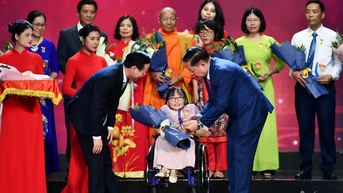 Hình ảnh đêm giao lưu chương trình 'Hồ Chí Minh - Hành trình khát vọng'