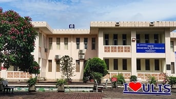 Các trường đào tạo ngành Ngôn ngữ đồng loạt tăng học phí