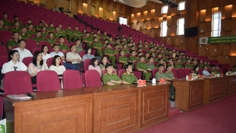 Khai giảng lớp bồi dưỡng tiếng dân tộc thiểu số cho cán bộ chiến sĩ Công an