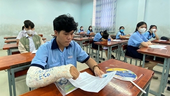 8 thí sinh đặc biệt trong kỳ thi lớp 10 ở TP HCM