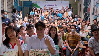 តើ​សាលា​ថាំងឡុង​ដំណើរការ​យ៉ាង​ណា​បន្ទាប់​ពី​ការ​ផ្តល់​មូលនិធិ​ត្រូវ​បាន​បញ្ចប់?