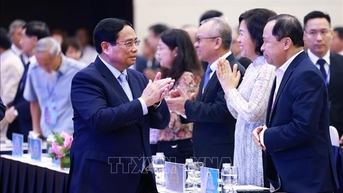 Thủ tướng dự Hội nghị người Việt Nam ở nước ngoài trên toàn thế giới