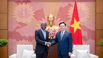 Chủ tịch Quốc hội Vương Đình Huệ: Việt Nam và ILO luôn duy trì quan hệ hợp tác tốt đẹp, lâu dài, hiệu quả