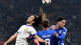 Lợi thế không nhỏ của 'Les Bleus'