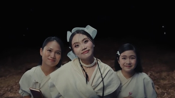 Phương Mỹ Chi bắt tay với "cỗ máy tạo hit" DTAP ra mắt MV "Gối gấm"