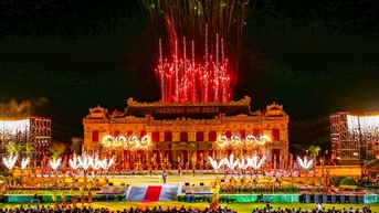 Đêm nghệ thuật đặc sắc khép lại Tuần lễ Festival Quốc tế Huế 2024