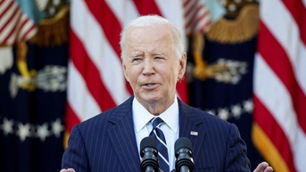 Ông Biden hứa chuyển giao quyền lực hòa bình và trật tự cho ông Trump