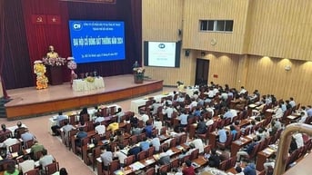 Đi đại hội cổ đông, một người bất ngờ trúng thưởng 500 triệu đồng