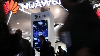 Chủ tịch Huawei nêu lý do dùng chip tự sản xuất