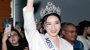 Người hâm mộ vây kín sân bay tiễn Kỳ Duyên, Thanh Thủy lên đường thi quốc tế