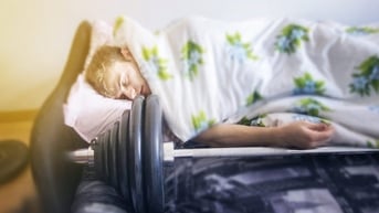 Nên ngủ thêm một tiếng hay thức dậy sớm tập thể dục?