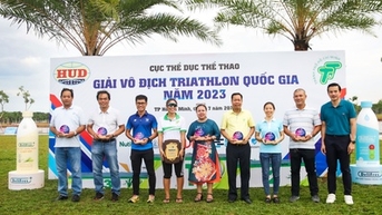 Delifres + Nhà tài trợ “dinh dưỡng” tiếp sức cho giải Triathlon vô địch quốc gia 2023 | Phụ nữ