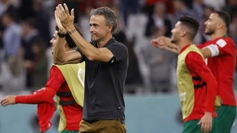 HLV Luis Enrique dẫn dắt PSG