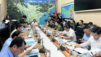 425,000명 이상의 군인, 4,000척 이상의 선박과 비행기가 야기 폭풍에 대응할 준비가 되어 있습니다.