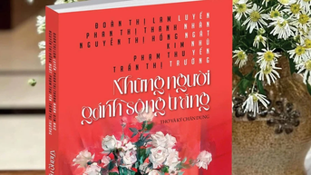 Những người gánh sông trăng: Tập thơ của 6 nữ tác giả kỳ cựu trên văn đàn Việt