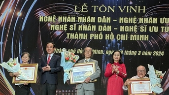 TP HCM tôn vinh Nghệ nhân, Nghệ sĩ vừa được phong tặng: Trân trọng, xúc động