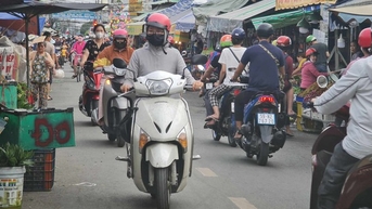 3 lần bỏ phố về quê, khó khăn tự mình chịu đựng