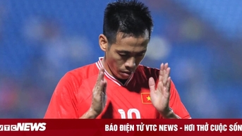 Văn Quyết giã từ tuyển Việt Nam: Lời chia tay trên đỉnh cao