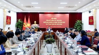 Đảng ủy Bộ Ngoại giao tổ chức Hội nghị Tổng kết công tác năm 2024 và triển khai nhiệm vụ trọng tâm năm 2025