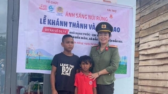 Ban giao “Ngôi nhà hạnh phúc” cho con đỡ đầu là trẻ mồ côi