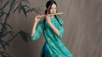 ការណែនាំសម្រាប់ ao dai ជាសម្លេងពណ៌ខៀវស្រស់ៗសម្រាប់ថ្ងៃនិទាឃរដូវ