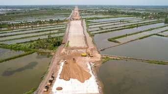 Công trường cao tốc Cần Thơ