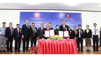 Trường ĐH Cửu Long khai trương thêm trung tâm dạy tiếng Việt tại Lào