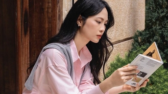 핑크색 의상으로 달콤함을 더하세요