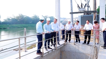 Bộ trưởng Đặng Quốc Khánh kiểm tra nguồn cung cấp nước cho thành phố Đà Nẵng